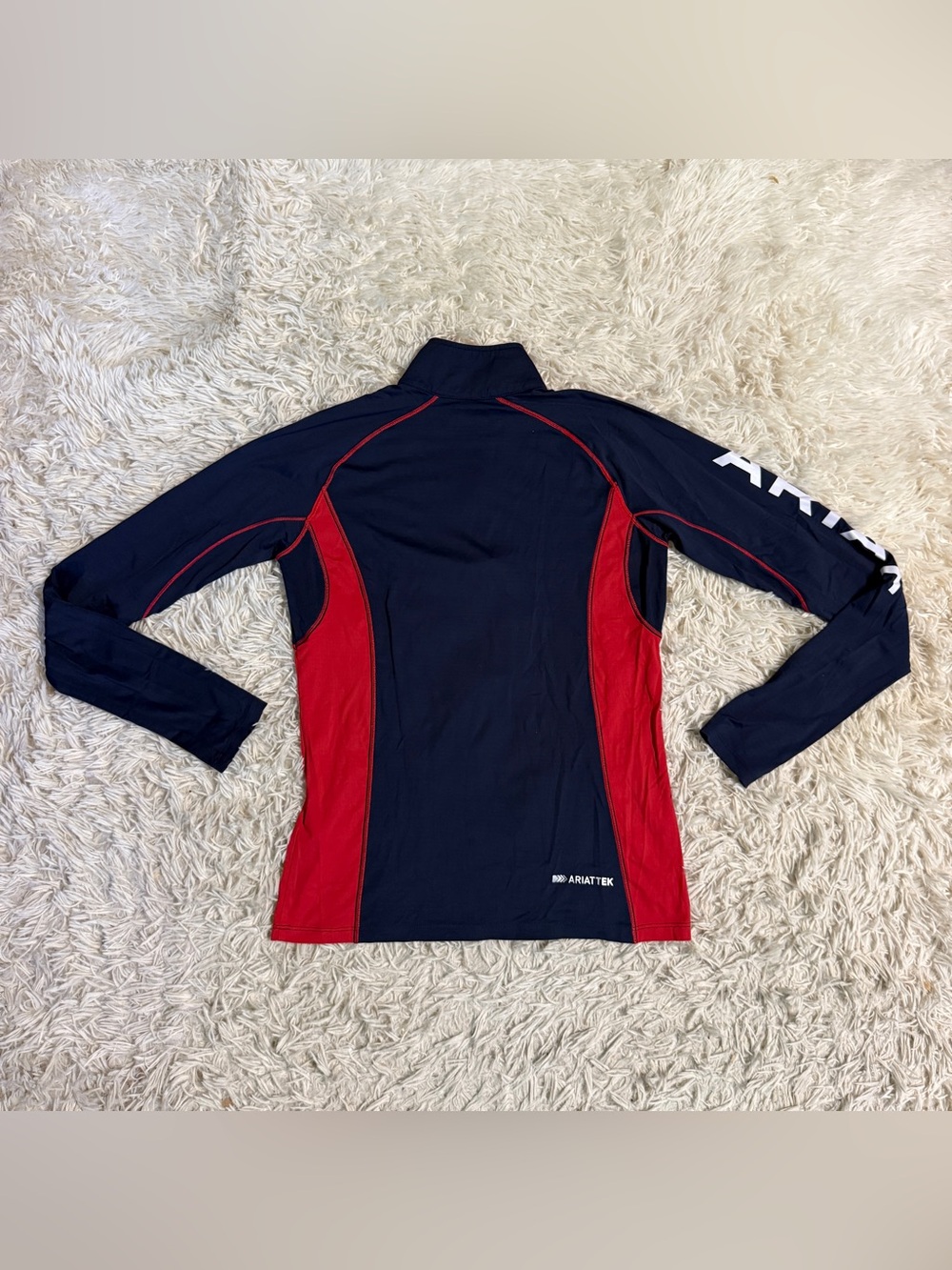 Women’s Small Navy Ariat Long Sleeve Horseback Riding Sunshirt. Good Condition. - Picture 3 of 4